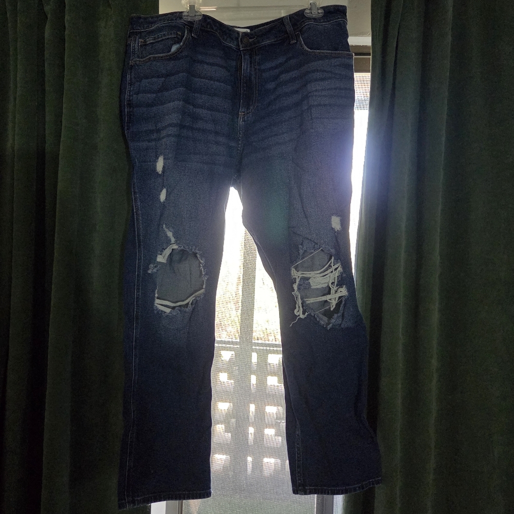 Hollister High-Rise Distressed Mom Jeans
